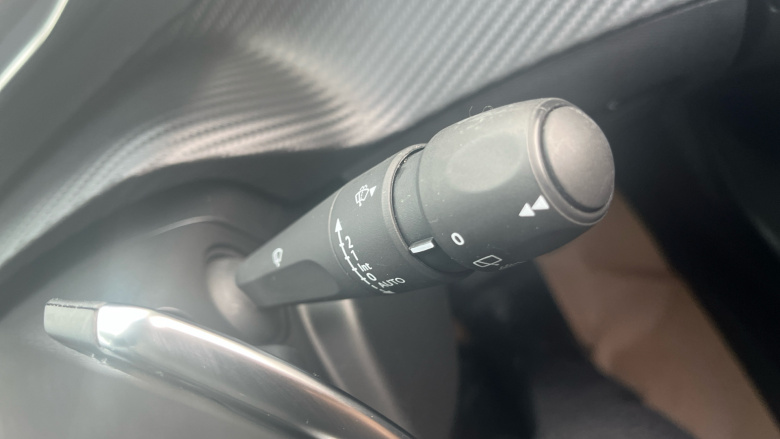 Peugeot 2008 1.2 PureTech 130 Allure Premium 5dr EAT8 Petrol Estate